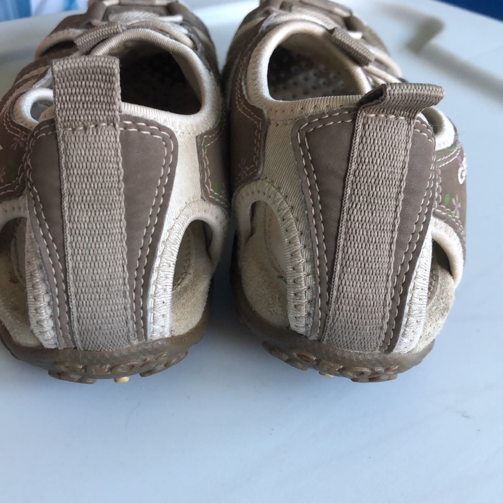 5/$25 - Geox sandals for girl - Picture 5 of 9
